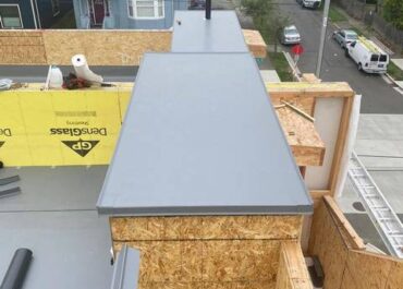 Flat roofing in Redmond